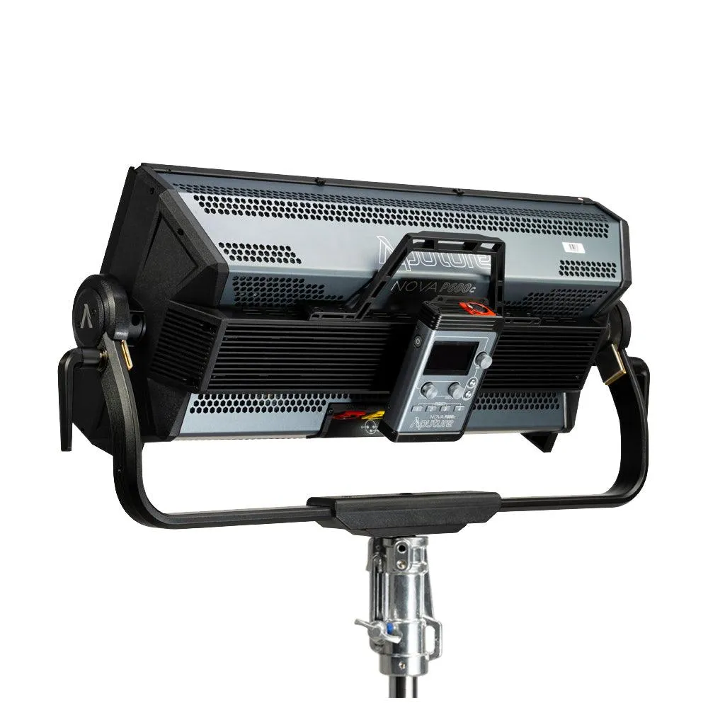 Aputure Nova P600c RGBWW LED Panel with Rolling Case Kit