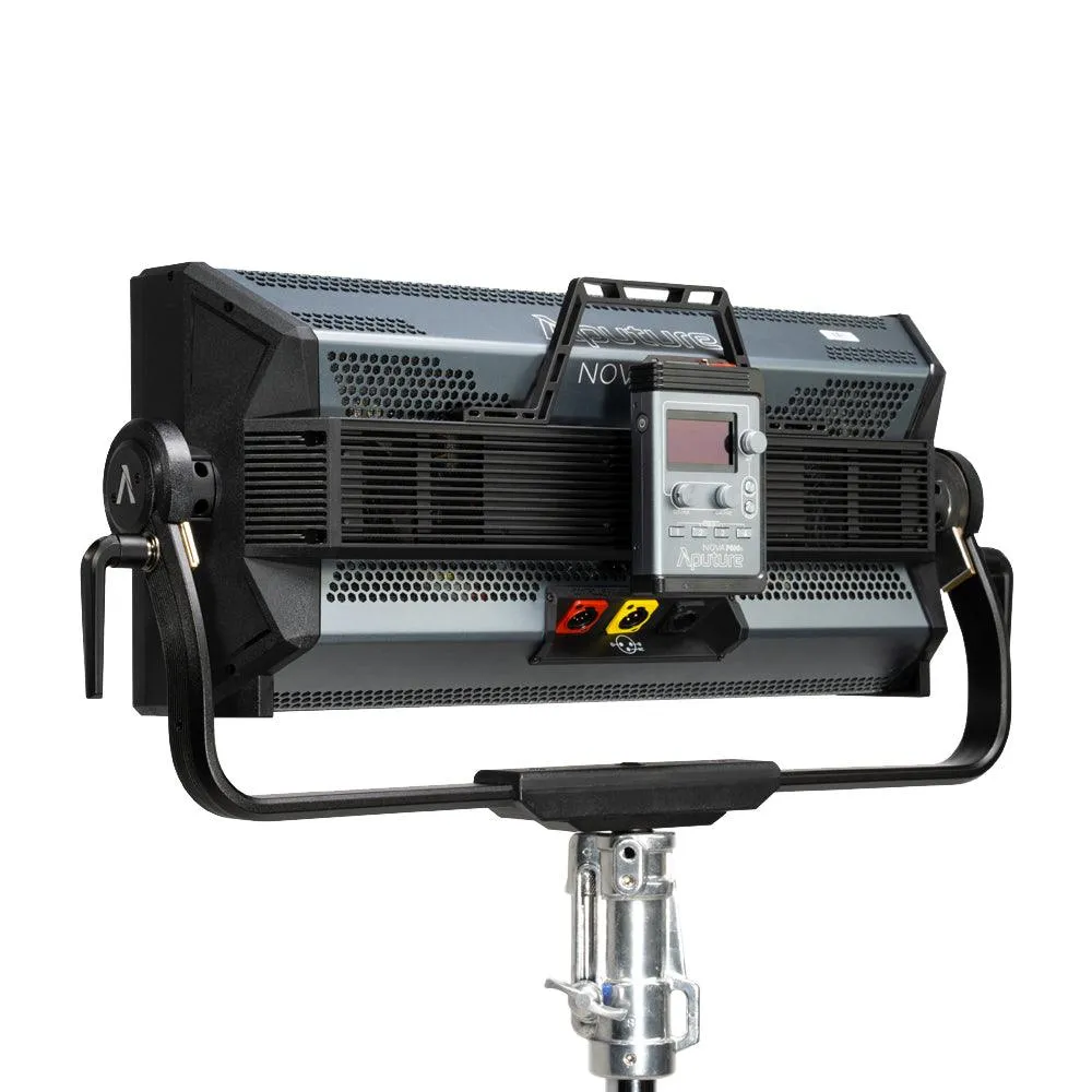 Aputure Nova P600c RGBWW LED Panel with Rolling Case Kit