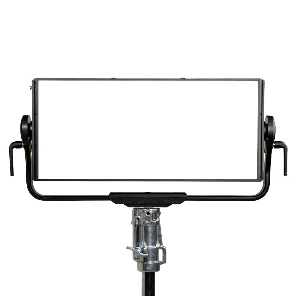 Aputure Nova P600c RGBWW LED Panel with Rolling Case Kit