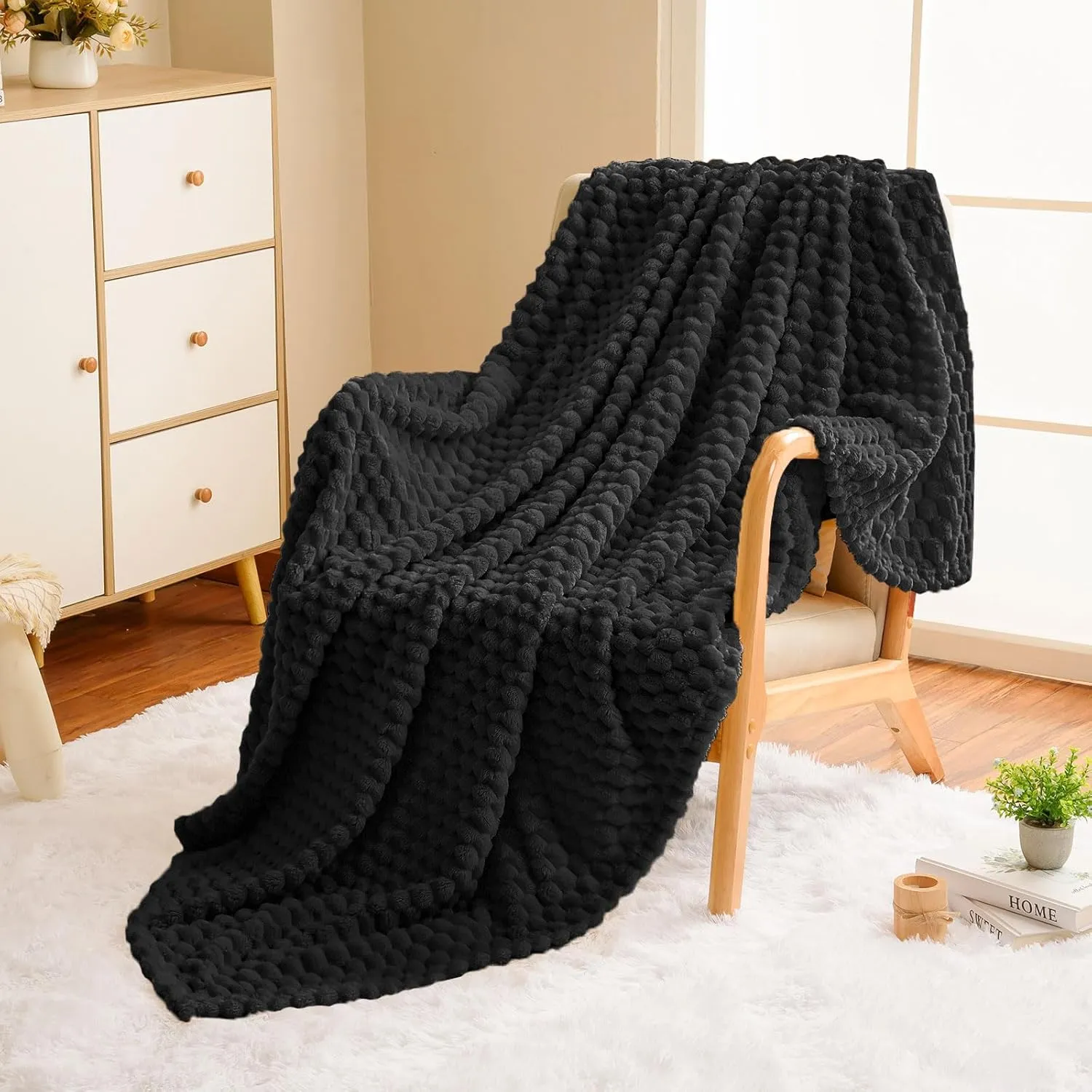 Vessia Flannel Fleece Throw Blanket(50x70 inch), 3D Jacquard Black Fuzzy and Warm Blanket for Couch,Sofa,Bed,Chair, 300GSM Super Soft Touch Cozy Lightweight Throw for All-Season Home Decor